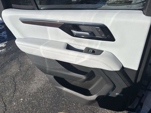 New 2026 Chevrolet Tahoe Premier w/ Sun And Tow Package image 24