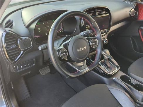 Used 2023 Kia Soul GT-Line FWD image 10