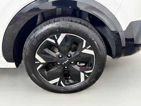 Used 2025 Kia Niro Wind w/ Wind Preserve Package FWD image 29