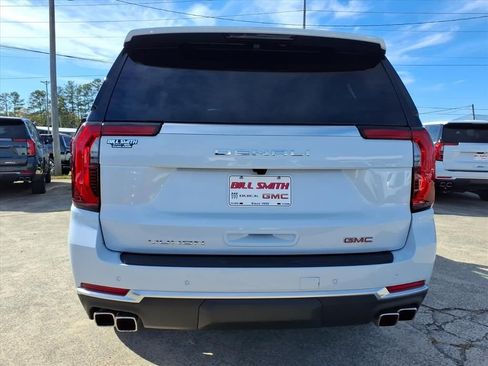 New 2026 GMC Yukon Denali image 6