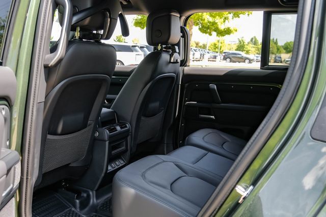 New 2026 Land Rover Defender 110 X-Dynamic SE AWD/4WD image 50