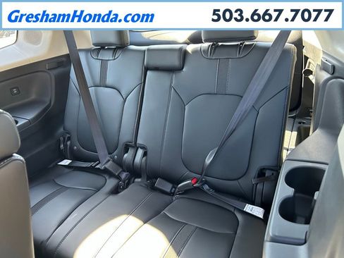 New 2025 Honda Pilot Touring image 26