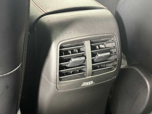 Used 2025 Ford Escape ST-Line w/ Tech Pack #1 FWD image 25