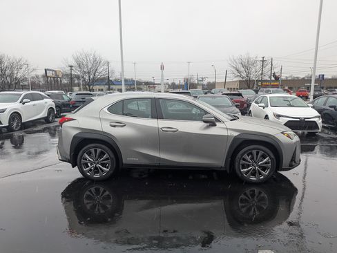 Used 2020 Lexus UX 250h F Sport image 12
