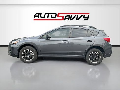 Used 2023 Subaru Crosstrek 2.0i Premium image 4