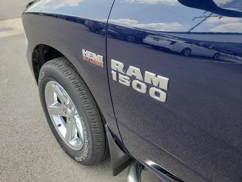 Used 2014 RAM 1500 Express AWD/4WD image 10