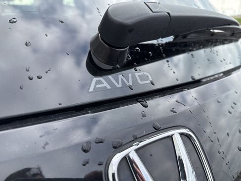 Used 2024 Honda HR-V Sport image 5