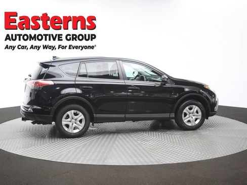 Used 2018 Toyota RAV4 LE w/ All Weather Liner Package FWD image 43