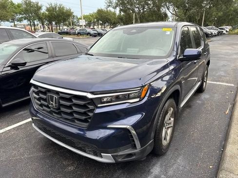 Certified 2023 Honda Pilot EX-L image 3