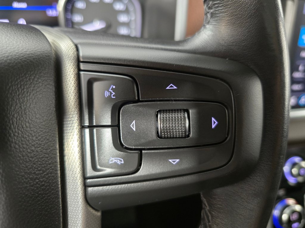 Used 2021 GMC Yukon Denali w/ Denali Ultimate Package AWD/4WD image 29