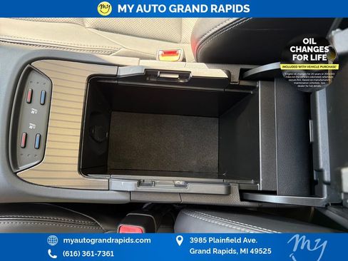 Used 2021 Toyota Venza Limited w/ Advanced Technology Package AWD/4WD image 29