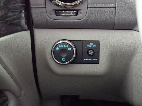 Used 2014 Buick Enclave Leather image 16