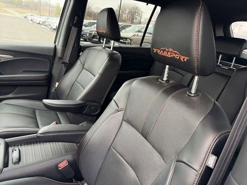 Used 2022 Honda Passport TrailSport image 11