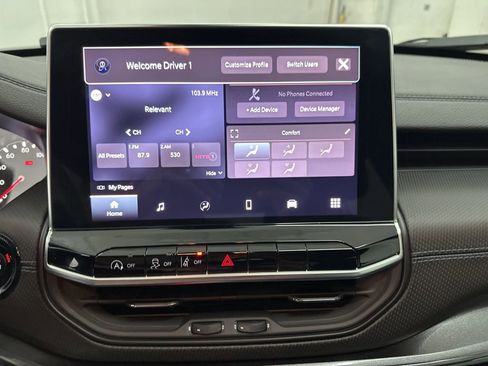 Used 2025 Jeep Compass Latitude w/ Altitude Special Edition image 15