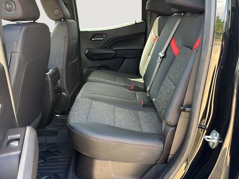 Used 2023 Chevrolet Colorado Z71 w/ Z71 Convenience Package 2 image 21