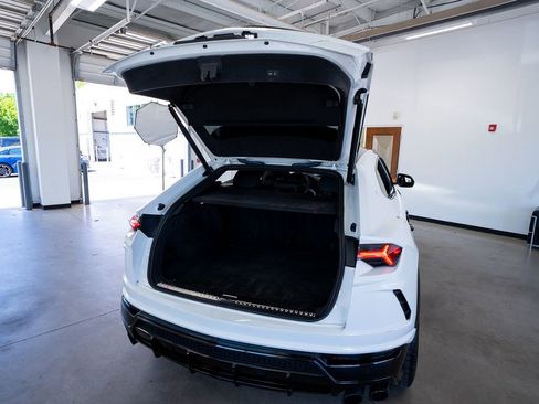 Used 2022 Lamborghini Urus AWD/4WD image 58