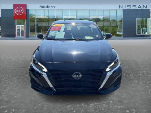 Certified 2024 Nissan Altima 2.5 SL FWD image 2