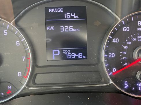 Used 2015 Kia Forte LX FWD image 16