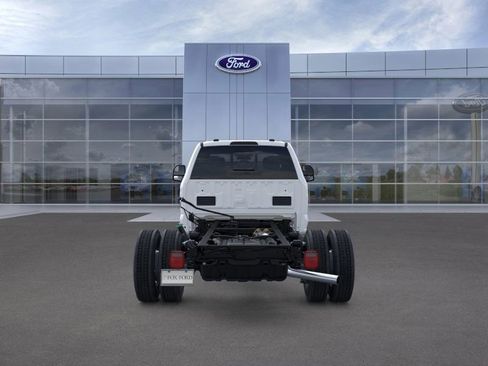 New 2026 Ford F450 XL w/ XL Chrome Package image 5