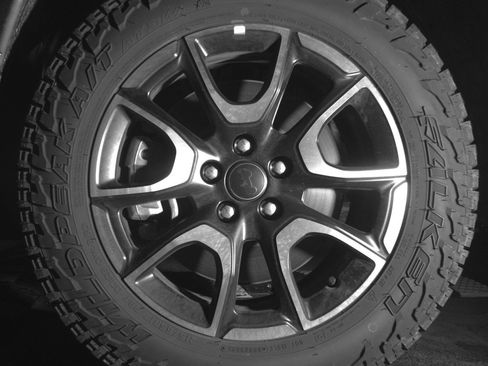 Used 2025 Jeep Compass Trailhawk AWD/4WD image 12