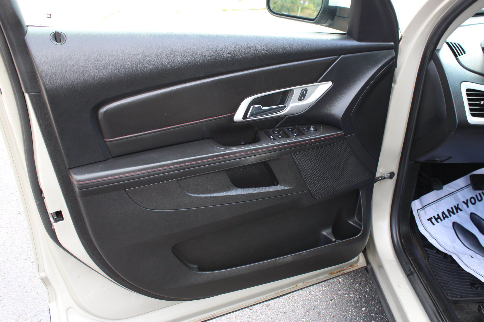 Used 2015 GMC Terrain SLE FWD image 12