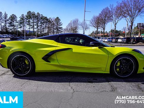 Used 2022 Chevrolet Corvette Stingray w/ Z51 Performance Package image 10
