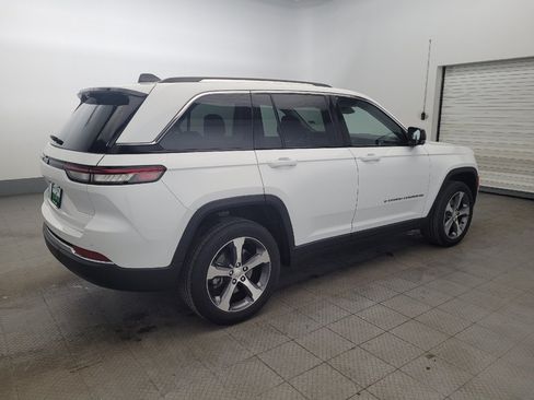Used 2023 Jeep Grand Cherokee 4WD 4xe w/ Luxury Tech Group II image 10