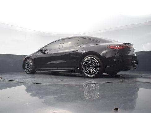 Used 2022 Mercedes-Benz EQS 580 4MATIC Sedan image 48