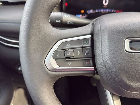 New 2026 Jeep Compass Limited w/ Sun, Sound & Navigation Group AWD/4WD image 30