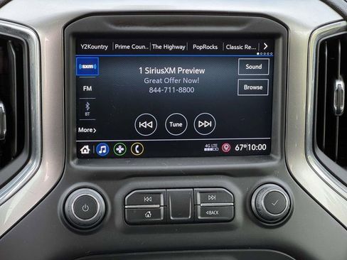 Used 2022 Chevrolet Silverado 1500 LT image 3