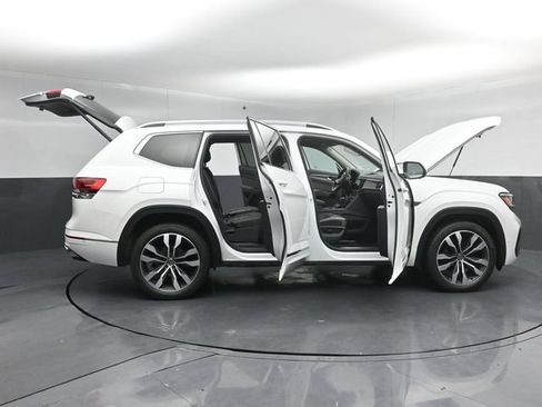 Used 2023 Volkswagen Atlas SEL Premium AWD/4WD image 60