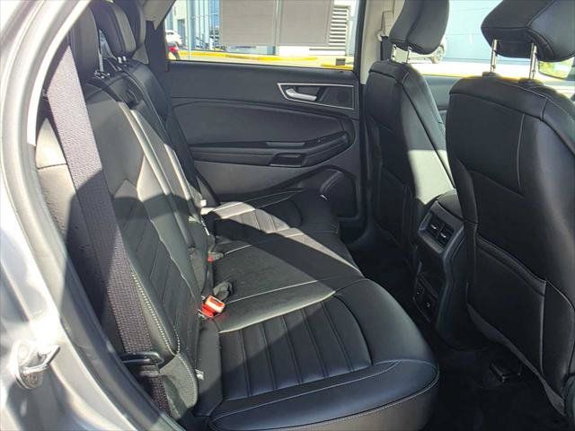 Used 2020 Ford Edge SEL w/ Convenience Package AWD/4WD image 12