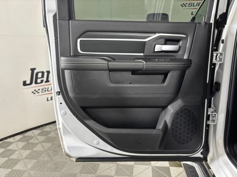 Used 2025 RAM 2500 Big Horn AWD/4WD image 23