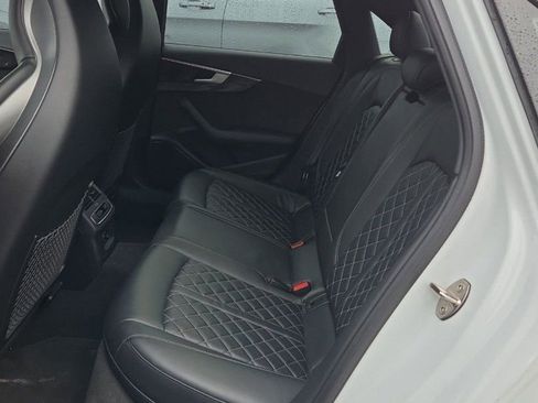 Used 2018 Audi S4 Prestige w/ Prestige Package image 11
