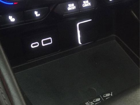 Used 2023 Chevrolet Tahoe LT image 21