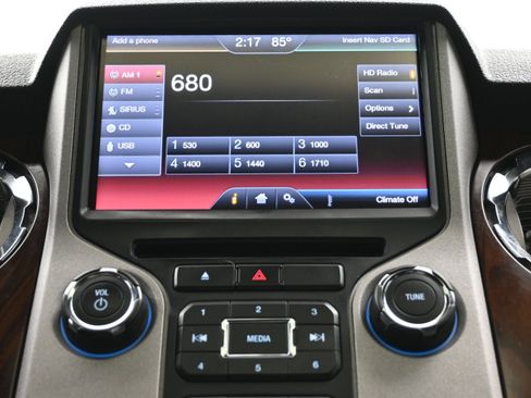 Used 2014 Ford F350 Lariat w/ Lariat Ultimate Package AWD/4WD image 33
