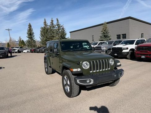 Used 2023 Jeep Wrangler Unlimited Sahara AWD/4WD image 5