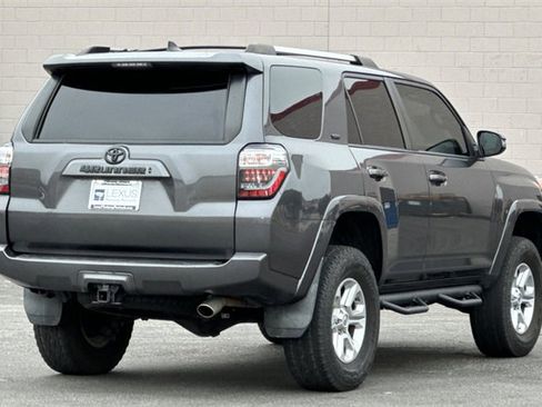 Used 2020 Toyota 4Runner SR5 Premium w/ Moonroof Package image 4
