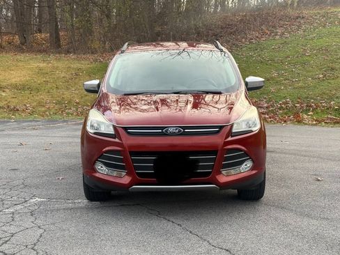Used 2015 Ford Escape SE w/ SE Chrome Package AWD/4WD image 2