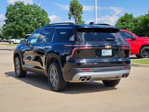 Used 2025 Chevrolet Traverse LT AWD/4WD image 5