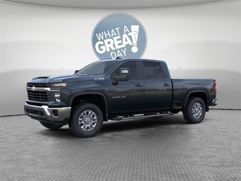 New 2026 Chevrolet Silverado 2500 LT w/ Safety Package image 2