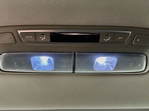 Used 2025 Kia Telluride S AWD/4WD image 28