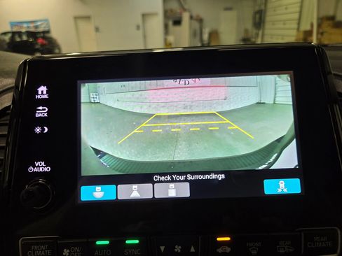 Used 2023 Honda Odyssey EX-L image 28