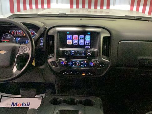 Used 2017 Chevrolet Silverado 1500 LT w/ All Star Edition AWD/4WD image 13