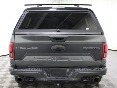 Used 2019 Ford F150 Raptor w/ Equipment Group 802A Luxury AWD/4WD image 32