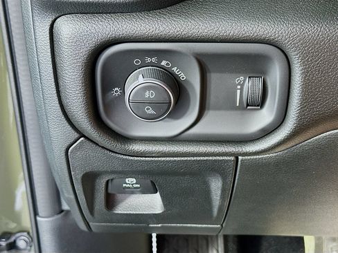 New 2026 RAM 1500 Warlock AWD/4WD image 10
