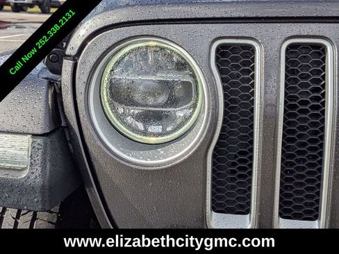 Used 2020 Jeep Wrangler Unlimited Sahara image 10