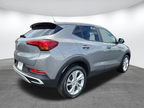 Used 2023 Buick Encore GX Preferred w/ Cold Weather Comfort Package FWD image 5