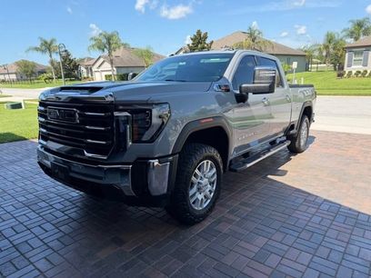 Used 2024 GMC Sierra 2500 SLT w/ SLT Premium Package