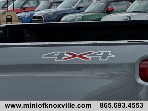 Used 2022 Chevrolet Silverado 1500 LT w/ Safety Package AWD/4WD image 11